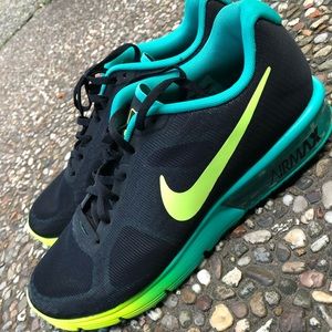 Women’s Nike Air Max Sequent Shoes